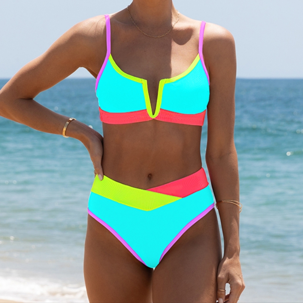 Colorful Women's Swimwear Set